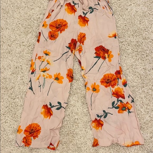Aritzia Wilfred wide leg flowered pants